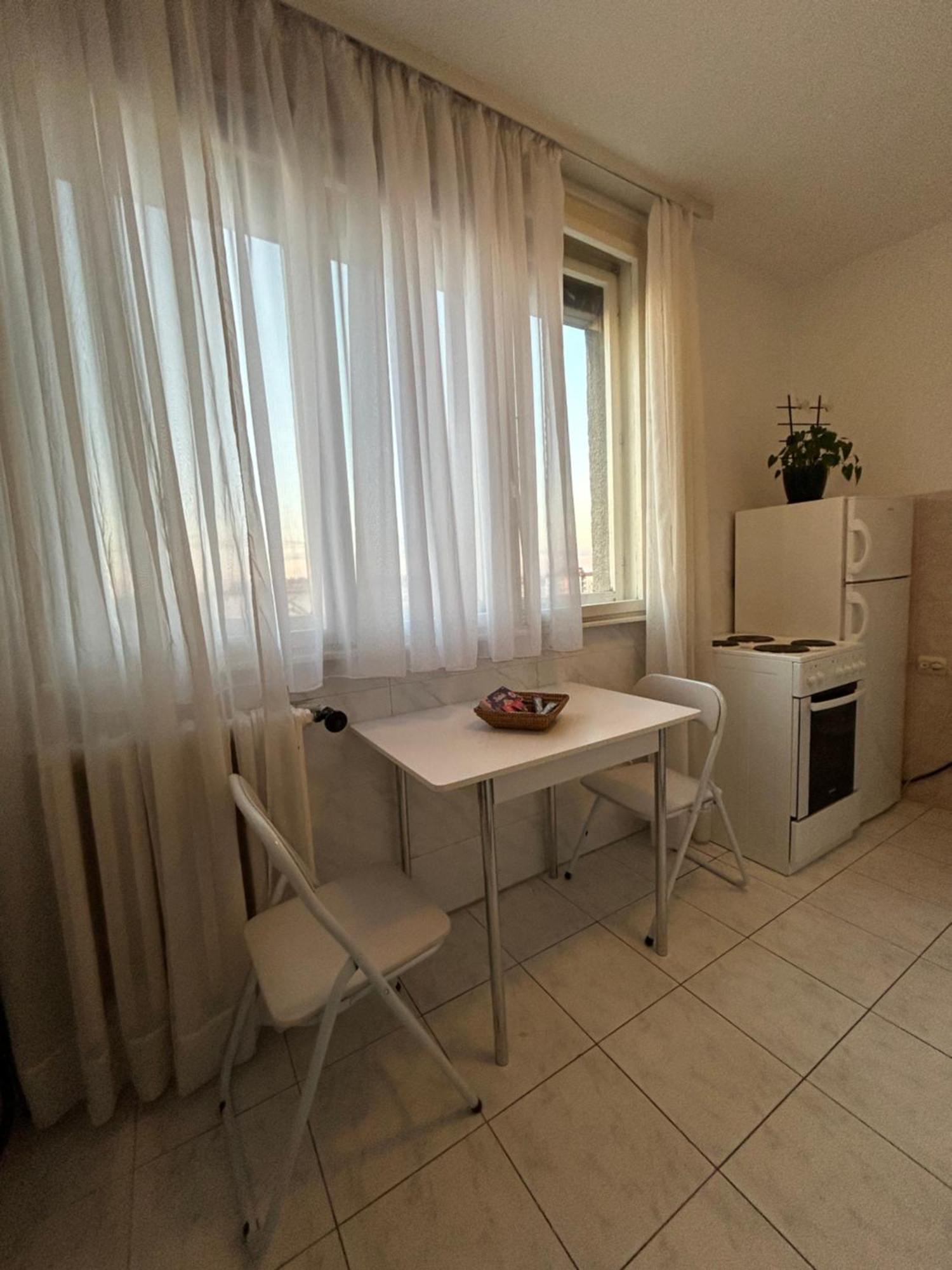 Apartamento Kelti Belgrado Exterior foto